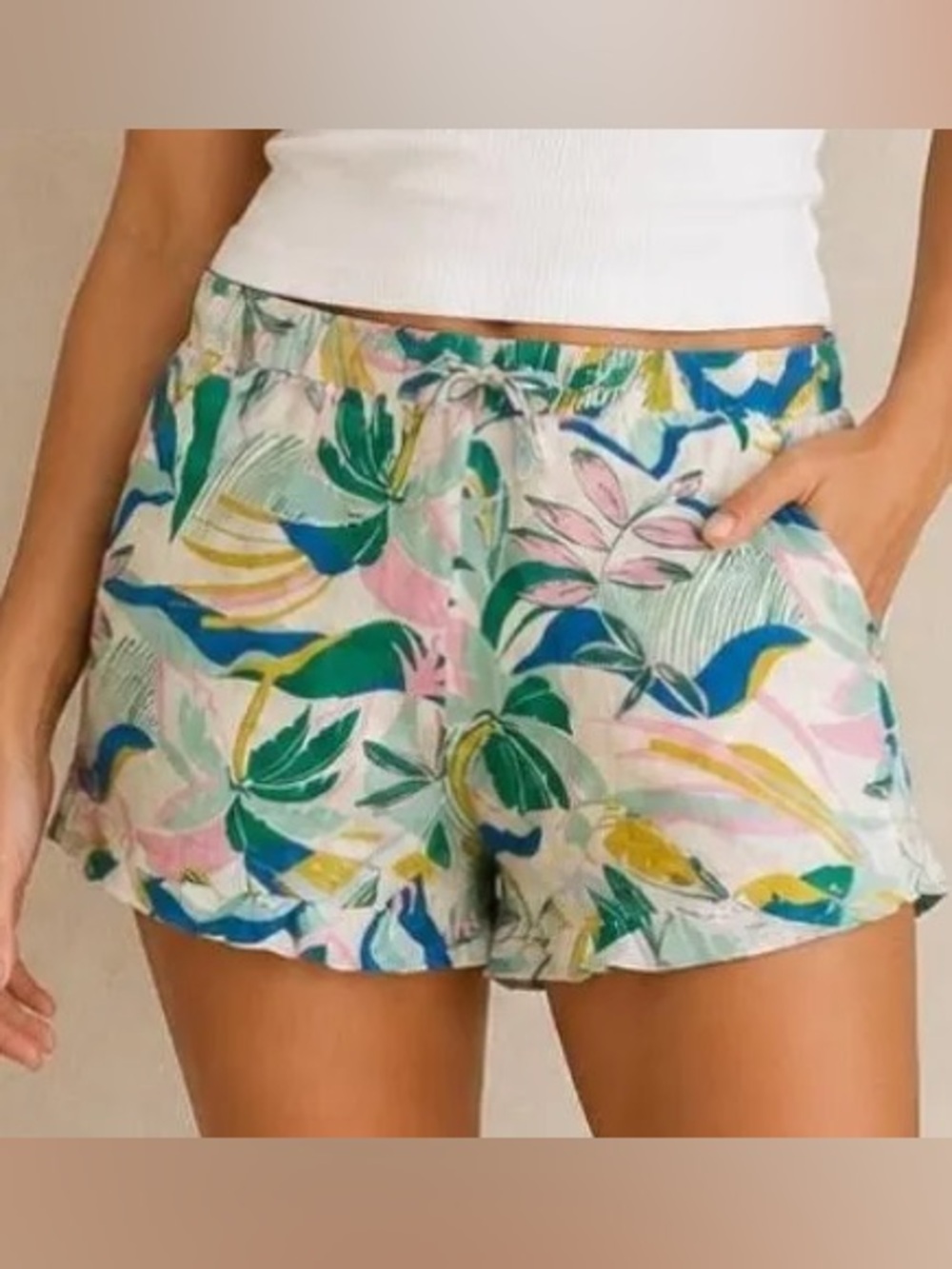 C&C California 100% Linen Tropical Leaf Print Shorts M